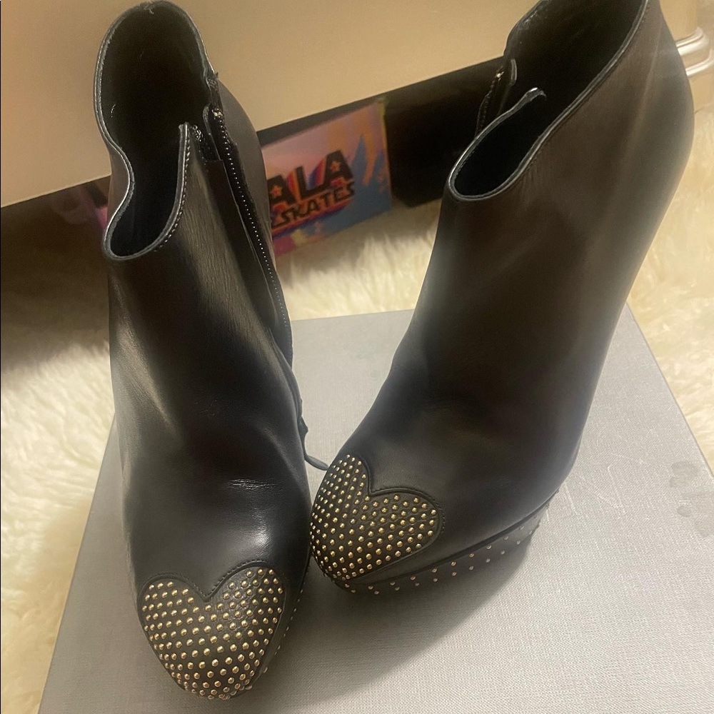 Alexander McQueen booties brand new